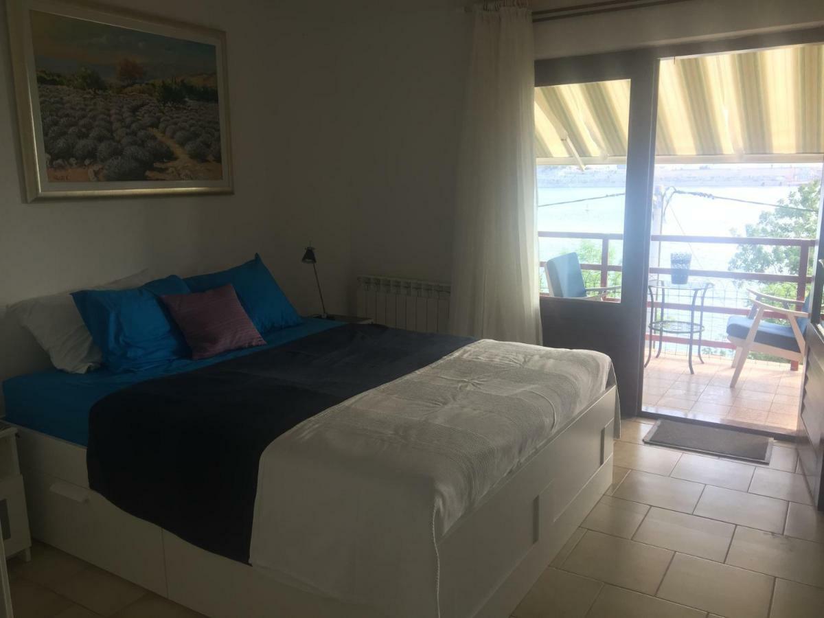 Apartman Cvenkica Omisalj Exterior photo